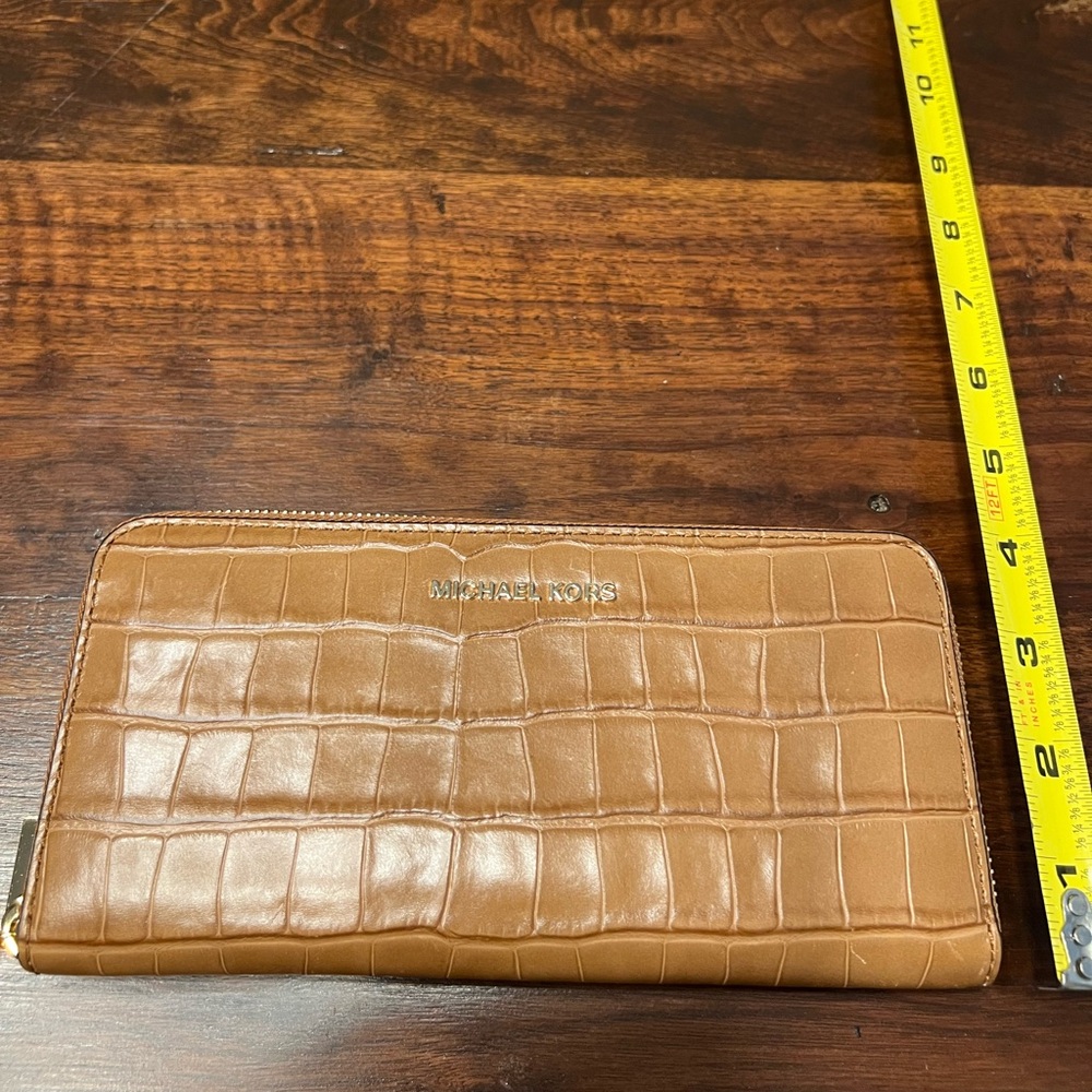Michael Kors wallet